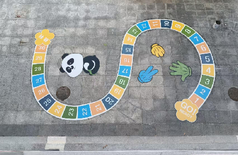  天柱地面游戏彩绘