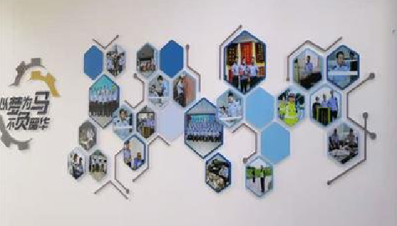  天柱文化墙最常见的做法。