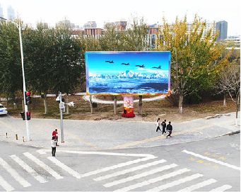  天柱户外大屏广告投放要点。